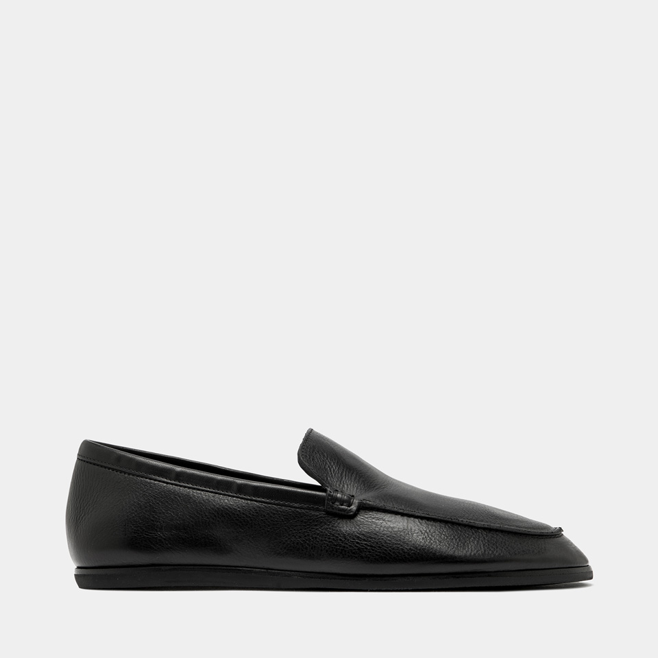 BUTTERO: ROCCO LOAFER IN BLACK LEATHER