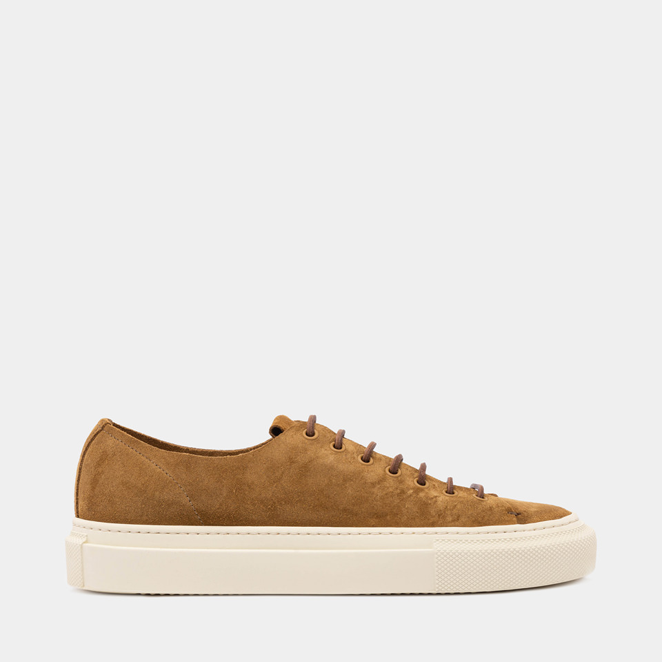 BUTTERO: TANINO SNEAKERS IN CURRY SUEDE