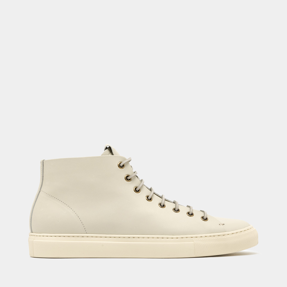 BUTTERO: TANINO MID SNEAKERS IN  CREAM LEATHER