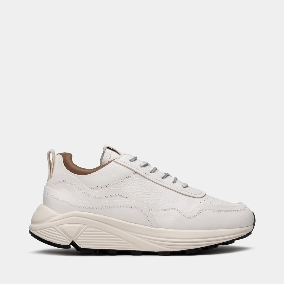 BUTTERO: VINCI SNEAKERS IN HAMMERED LEATHER WHITE