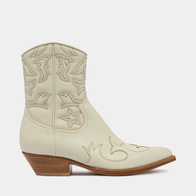 BUTTERO FLEE ANKLE BOOTS IN CREAM WHITE LEATHER