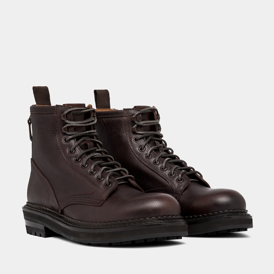 BUTTERO: CARGO COMMANDO BOOTS IN EBONY BLACK HAMMERED LEATHER