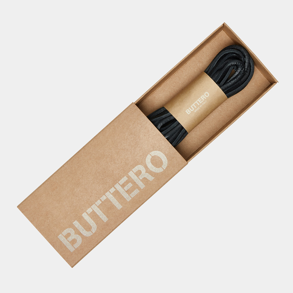 BUTTERO: LACET EN CUIR NOIR 