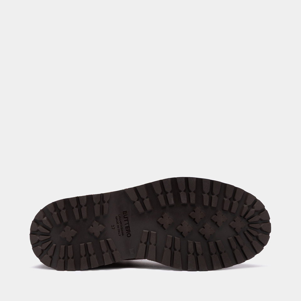 BUTTERO: PEDULA ALPI EN CUIR MARTELE' EBONY