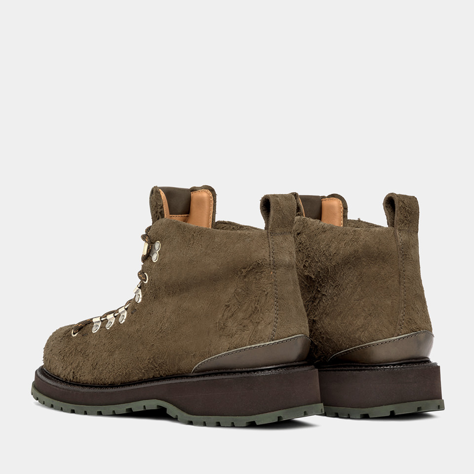 BUTTERO: ALPI ANKLE BOOTS IN HUNTER GREEN BRUSHED SUEDE