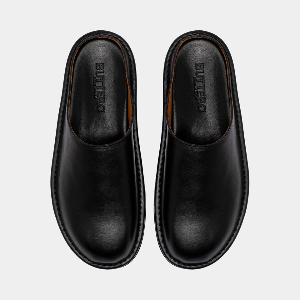 BUTTERO: CAPALBIO MULES IN BLACK LEATHER 