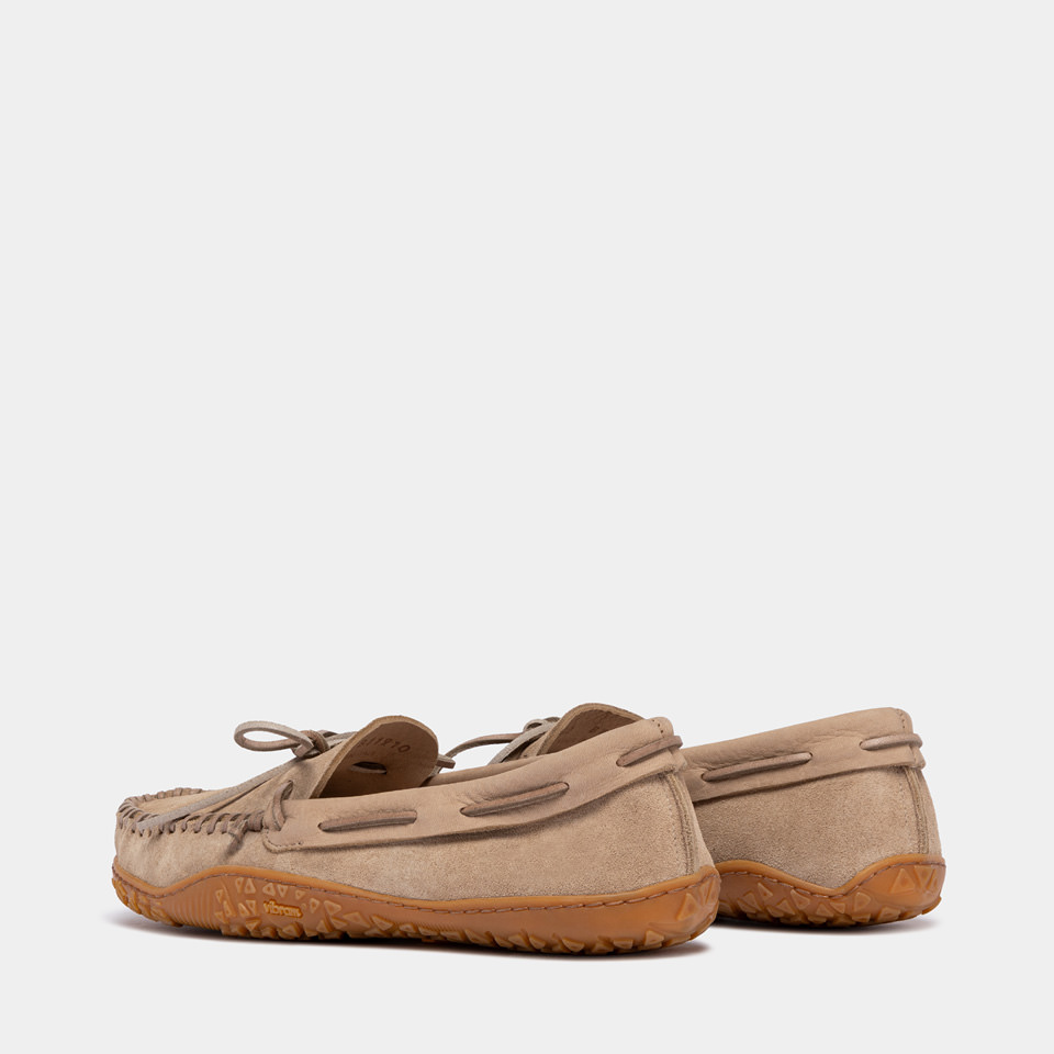 BUTTERO: CHAUSSURE DE BARQUE TARTANA EN DAIM TAOS TAUPE