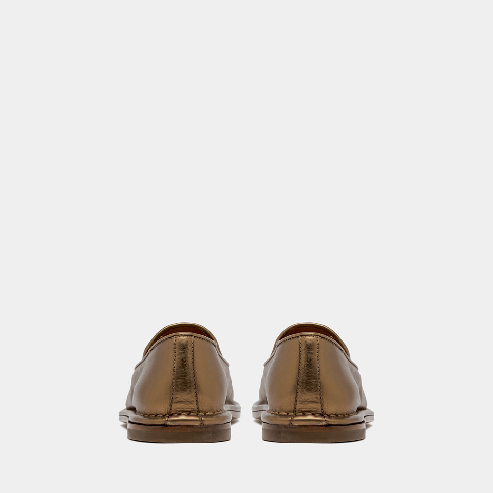 BUTTERO: ERCOLE SLIPPERS IN GOLD TONE LAMINATED LEATHER