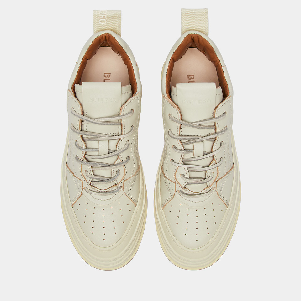 BUTTERO: CIRCOLO SNEAKERS IN CREAM WHITE LEATHER