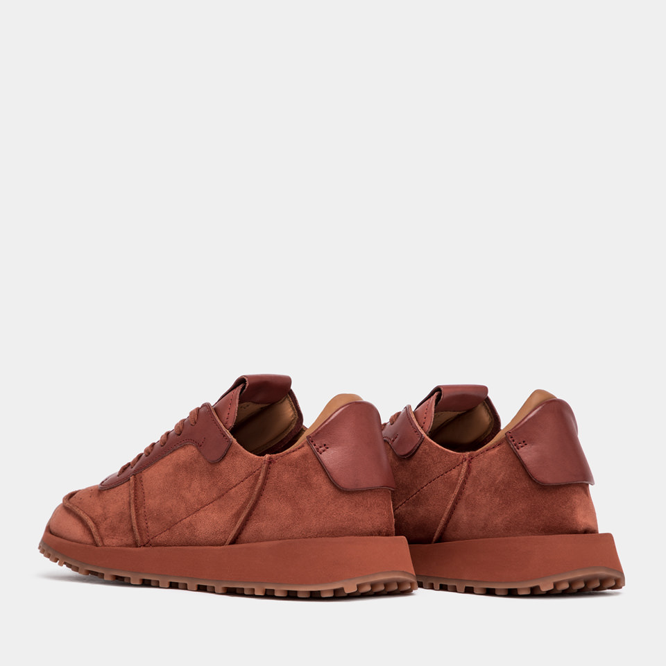 BUTTERO: SNEAKERS FUTURA IN SUEDE RUST
