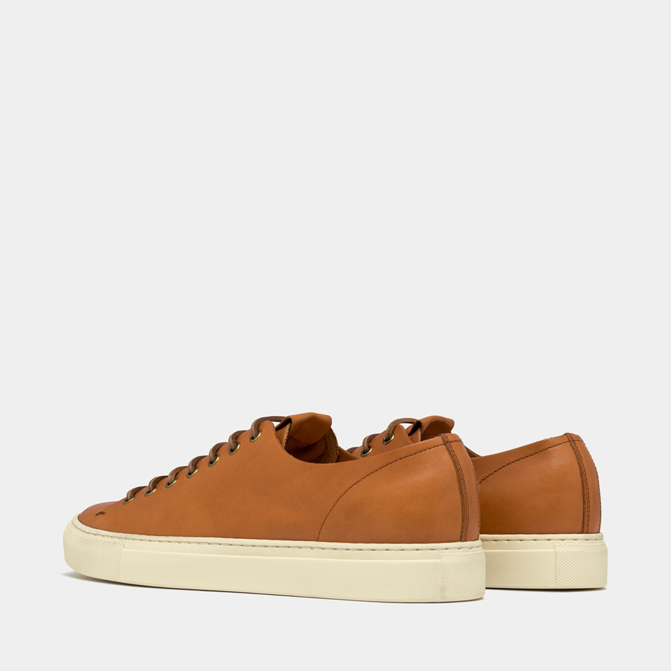 BUTTERO: TANINO SNEAKERS IN HONEY COLOR LEATHER