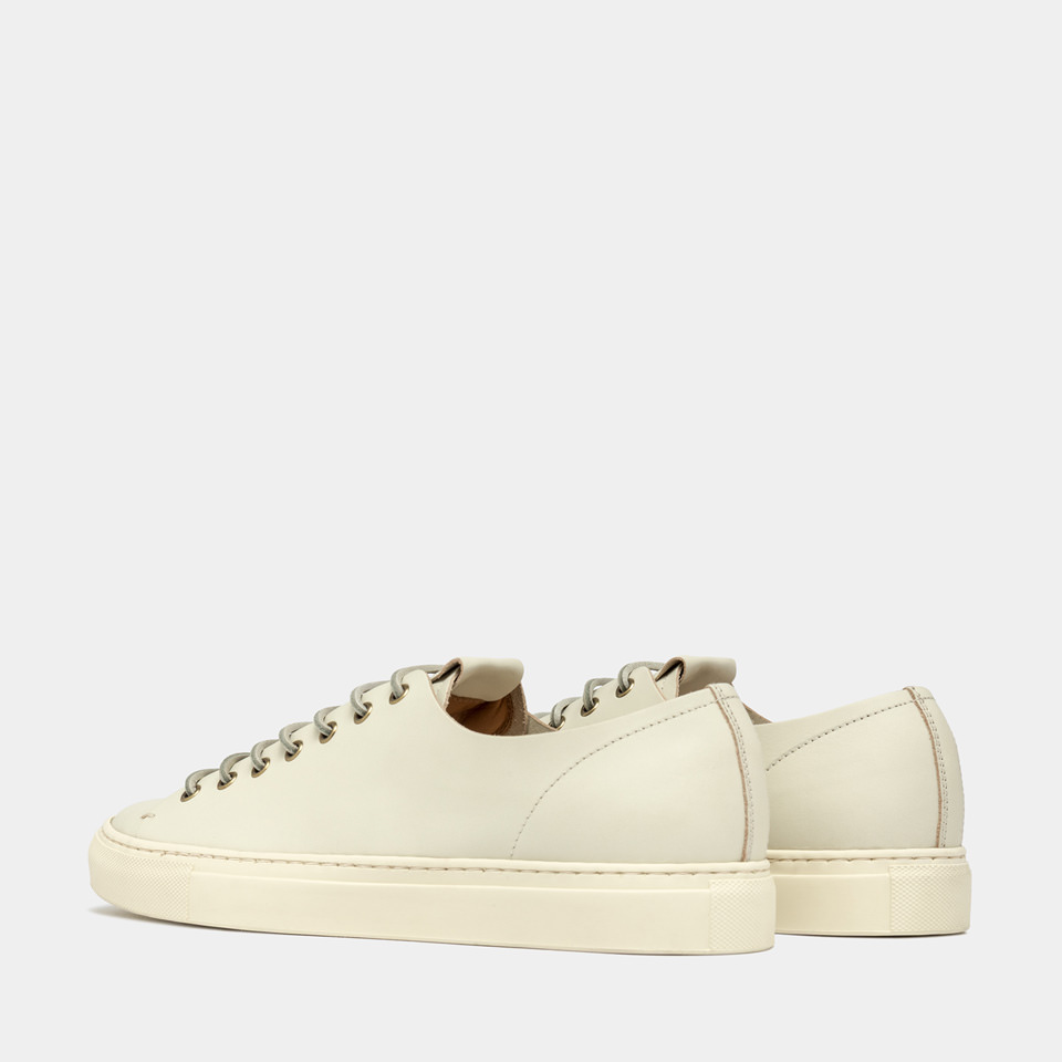 BUTTERO: SNEAKERS TANINO EN CUIR CREME