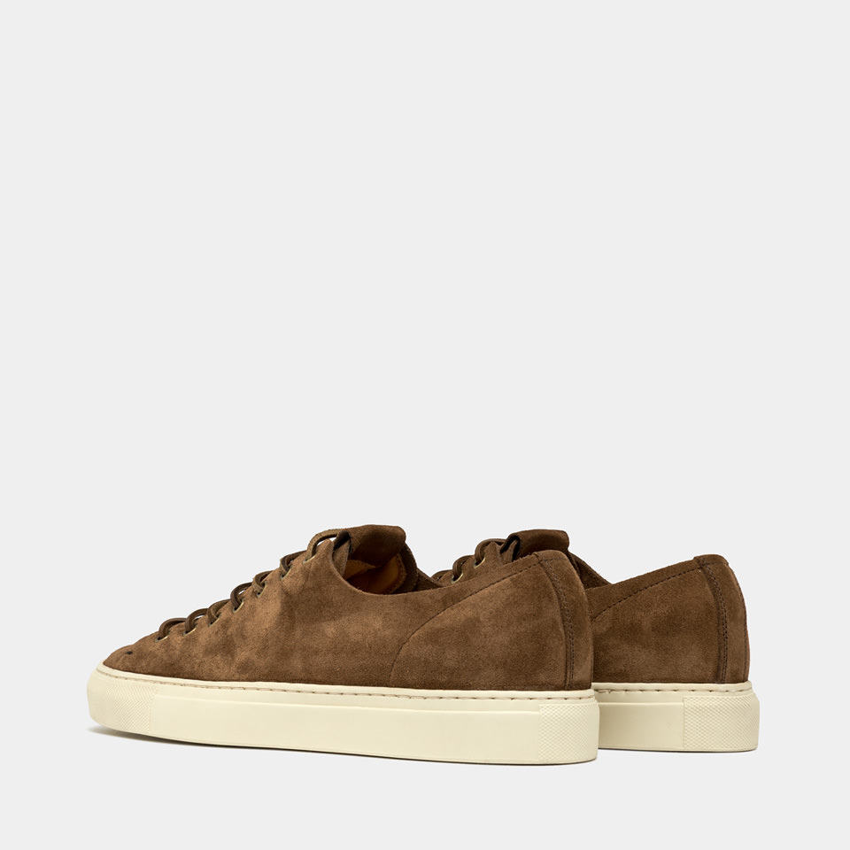 BUTTERO: SNEAKERS TANINO EN DAIM CIGARE