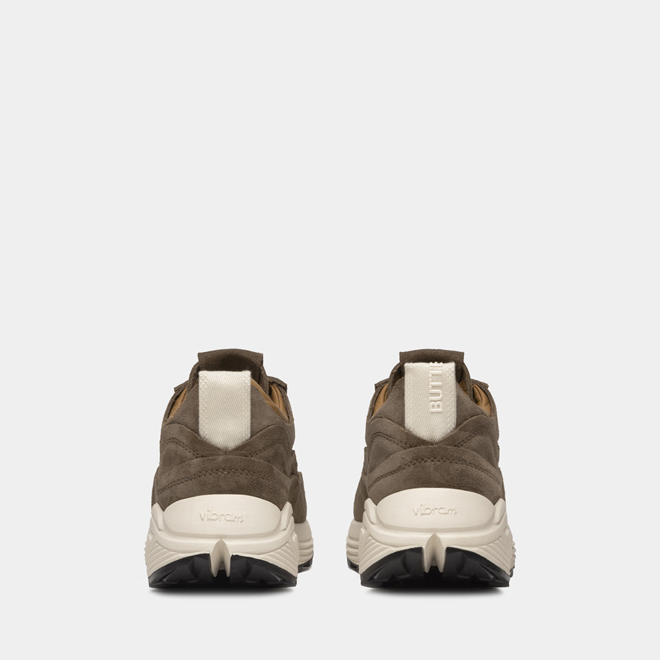 BUTTERO: VINCI SNEAKERS IN TOBACCO BROWN SUEDE