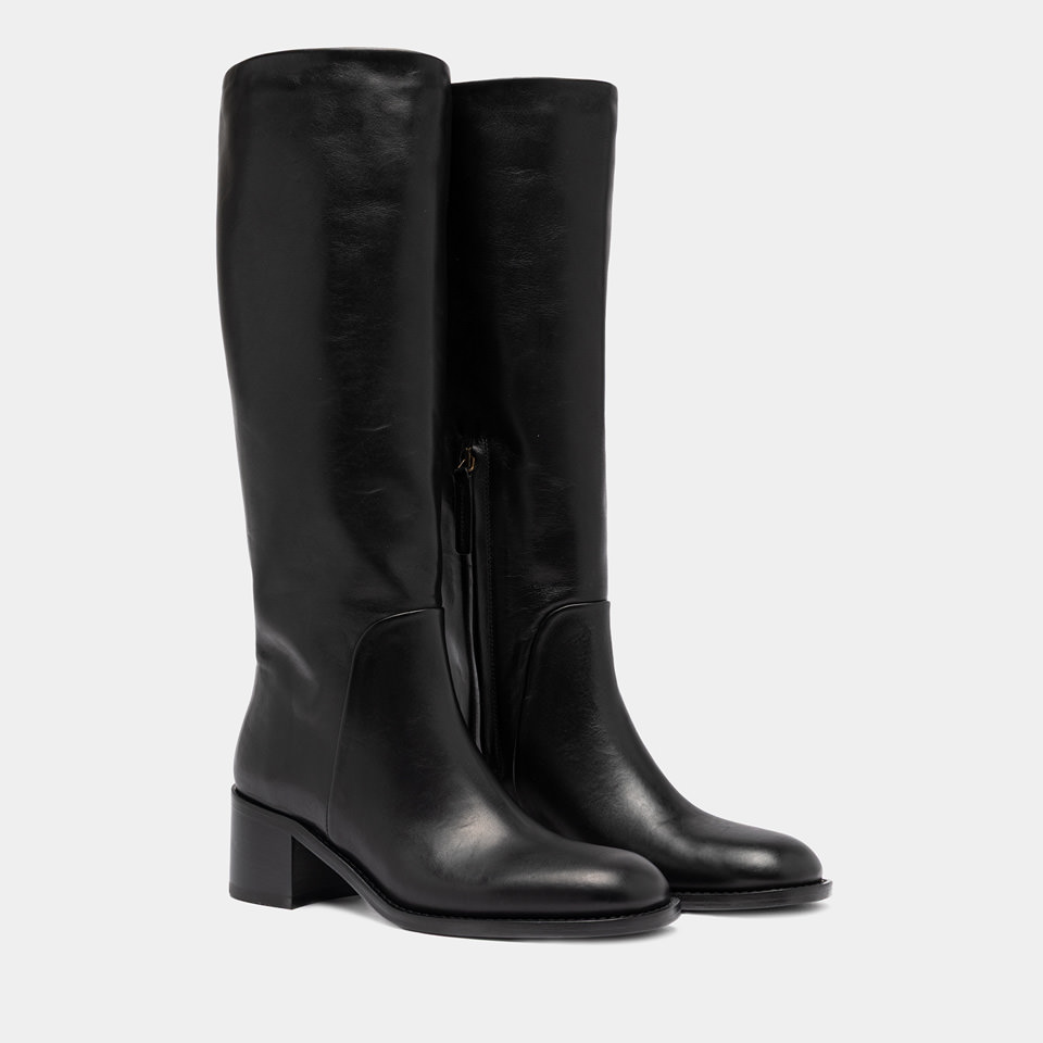 BUTTERO: BOLGHERI BOOTS IN BLACK LEATHER 