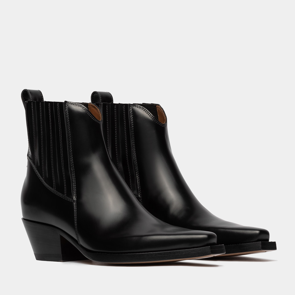 BUTTERO: ERIN BOOTS IN BLACK BRUSHED LEATHER