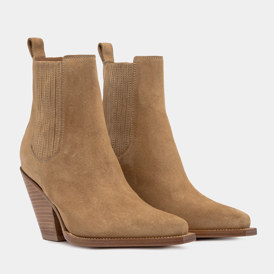 BUTTERO: ANNETTE ANKLE BOOTS IN COPPER BROWN SUEDE