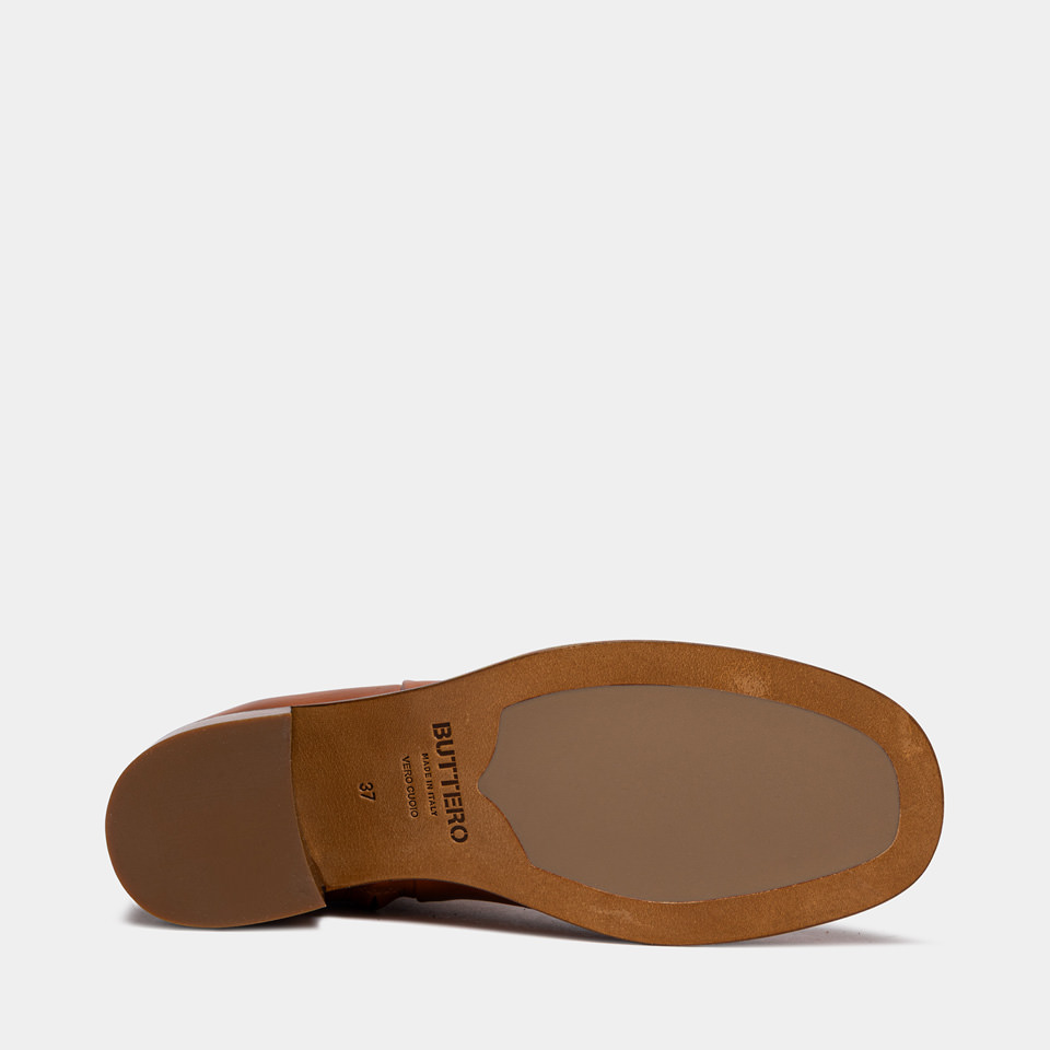 BUTTERO: BOLGHERI ANKLE BOOTS IN HONEY COLOR LEATHER