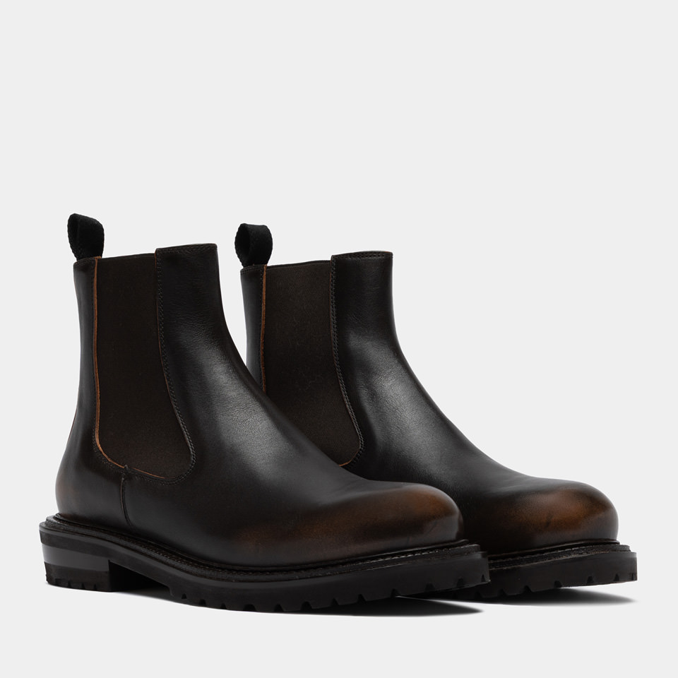BUTTERO: FIORENTINA ANKLE BOOTS IN WALNUTS AGED LEATHER