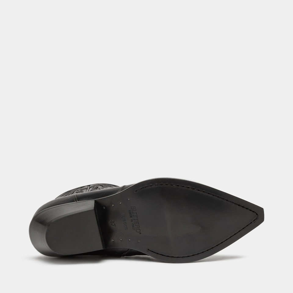 BUTTERO: FLEE ANKLE BOOTS IN BLACK LEATHER