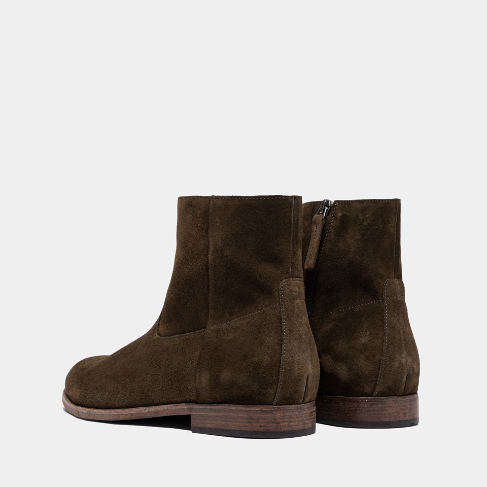 BUTTERO: FLOYD ANKLE BOOTS IN MILITARY GREEN SUEDE 