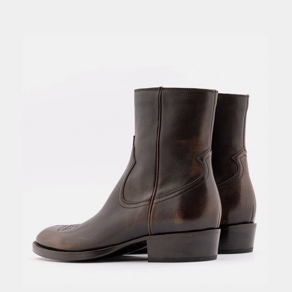 BUTTERO: BOTTINE SANTOMATO EN CUIR NOYER EFFET VIEILLI