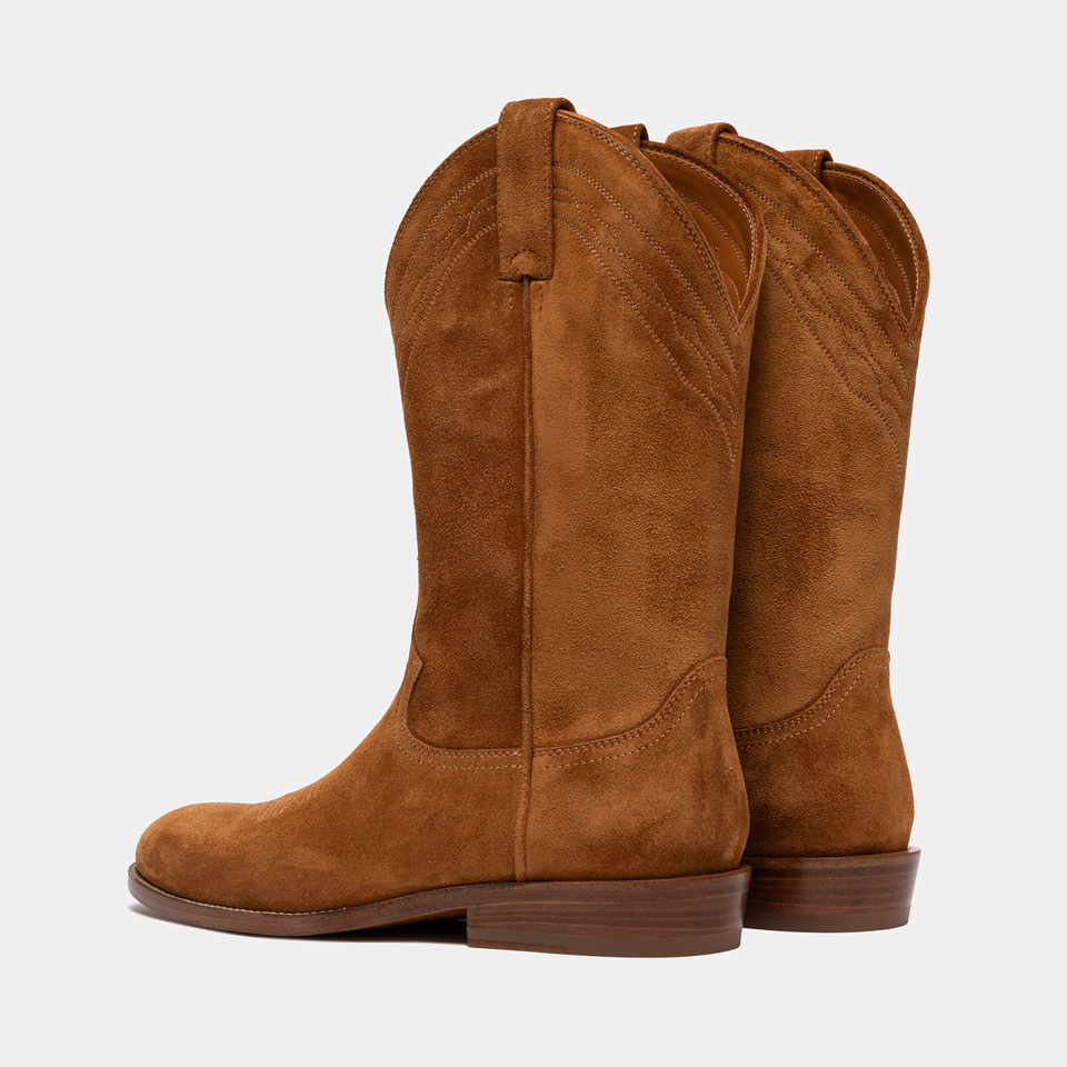 BUTTERO: BAIO BOOTS IN EARTH BROWN SUEDE