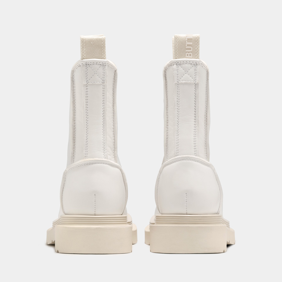 BUTTERO: STORIA CHEALSEA BOOTS IN PADDED WHITE LEATHER 