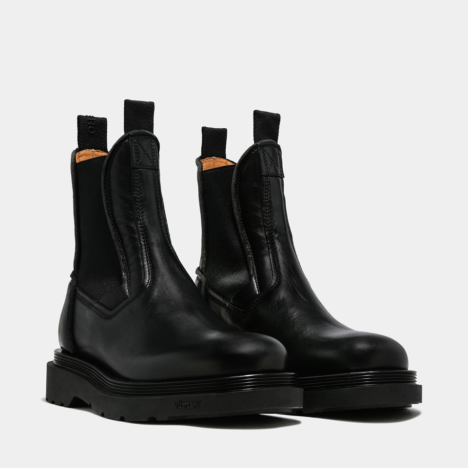 BUTTERO: STORIA CHEALSEA BOOTS IN PADDED BLACK LEATHER 